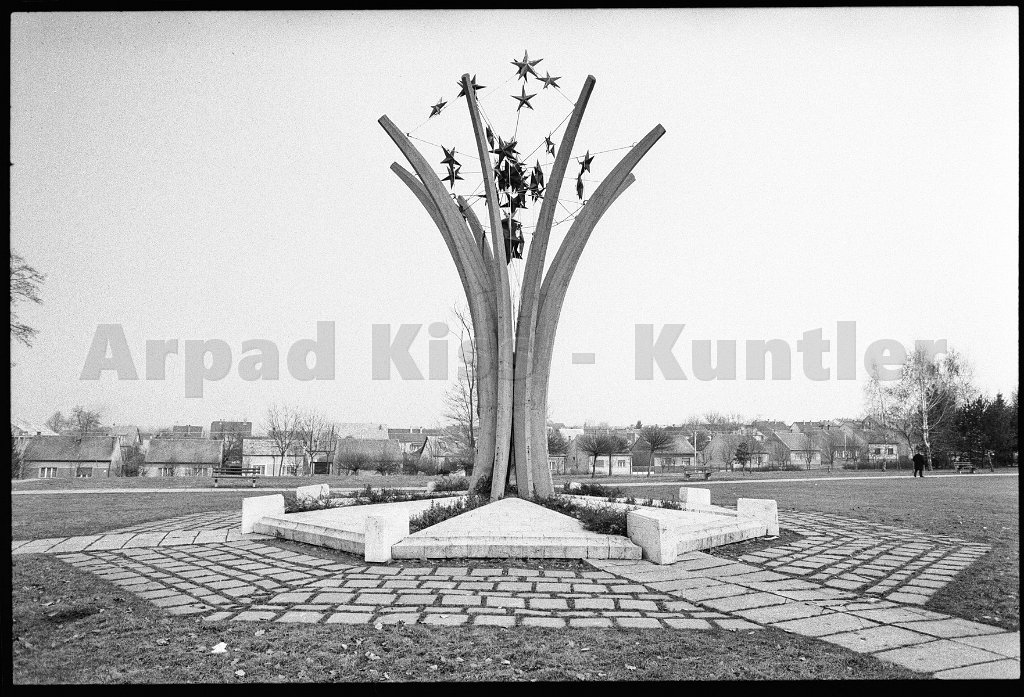 Felszabadulási Emlékmű - Kaposvár - 1989